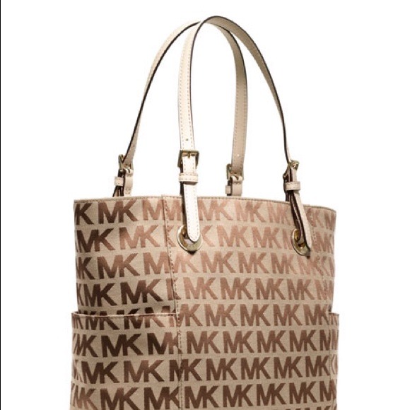 ?RESERVED?MK JET SET LOGO TOTE ! LIGHTLY USED!