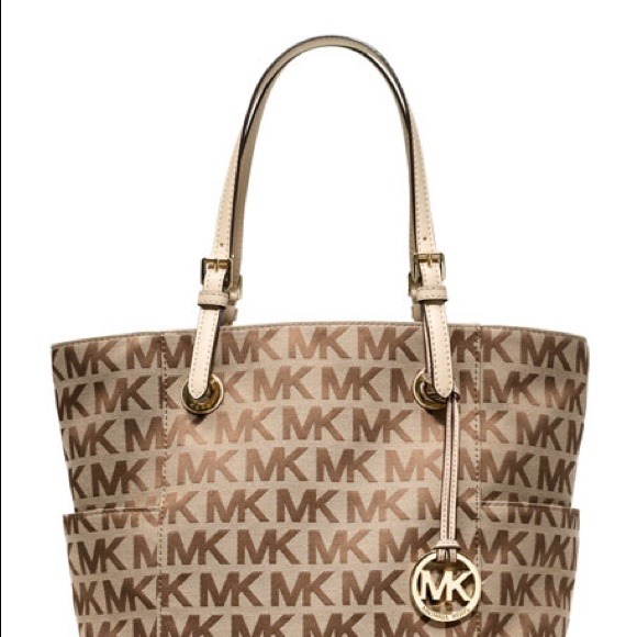 ?RESERVED?MK JET SET LOGO TOTE ! LIGHTLY USED!
