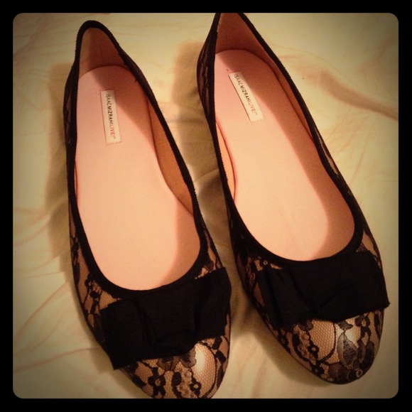 BRAND NEW Isaac Mizrahi flats