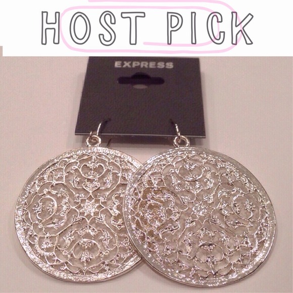 Express Jewelry - Silver Earrings 🌟🎉HP 4/25/14🎉
