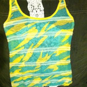 NWOT!! Blue and yellow RAVE shirt 💥✨