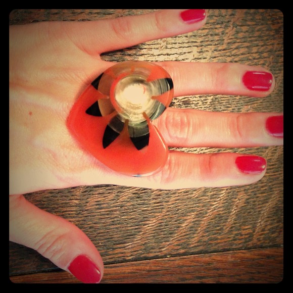 Ring - Picture 1 of 1