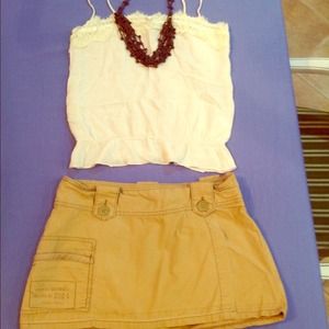 Adorable khaki mini skirt
