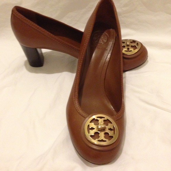 REDUCED Tory Burch Pumps in Fantastic Condition