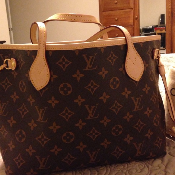 🎈SOLD🎈 LV neverfull PM very nice