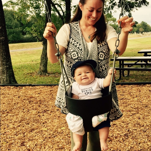 🇺🇸Welcome to my Closet. 🇺🇸 🙏 - Picture 4 of 4