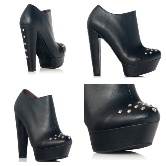 JustFab Genesis Black Platform Bootie