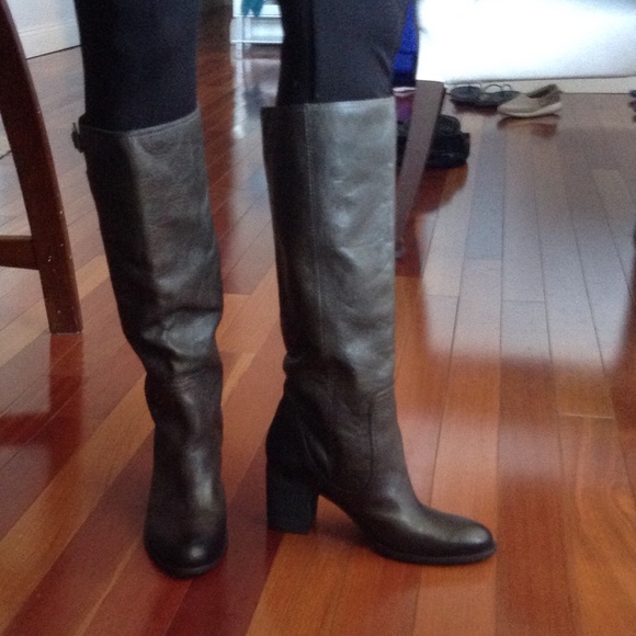 The perfect fall boot!! - Picture 3 of 4