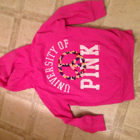 Vs Pink 3/4 length sleeve