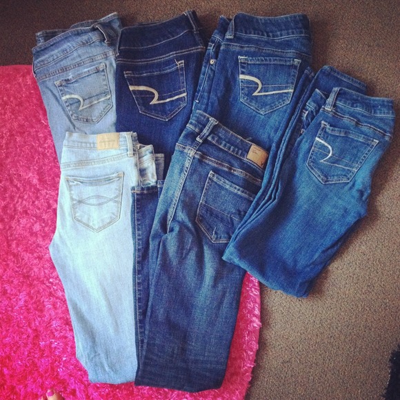 5 pairs of American Eagle jeans one Abercrombie