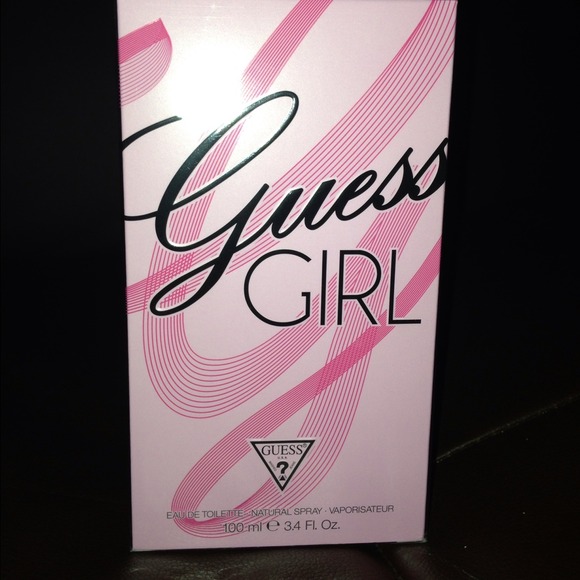 🔴🔴clearance🔴🔴| Guess Girl 💋