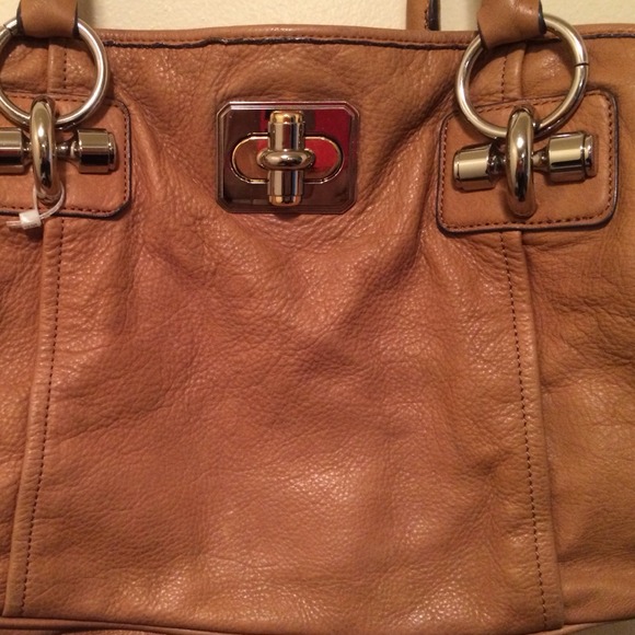 BEAUTIFUL ALL LEATHER B.MAKOWSKY FANCY FALL BAG - Picture 4 of 4