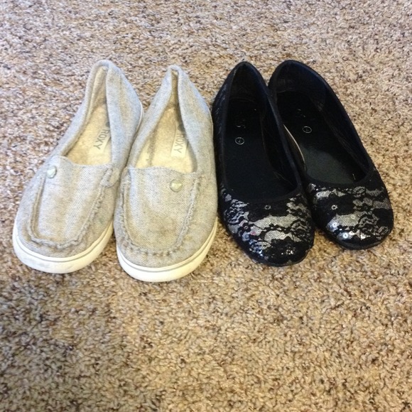 2 pairs of flats (hold for @nicrnharris)