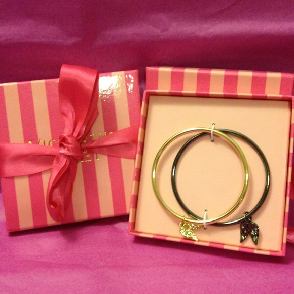 VS Angel Wings bangle set