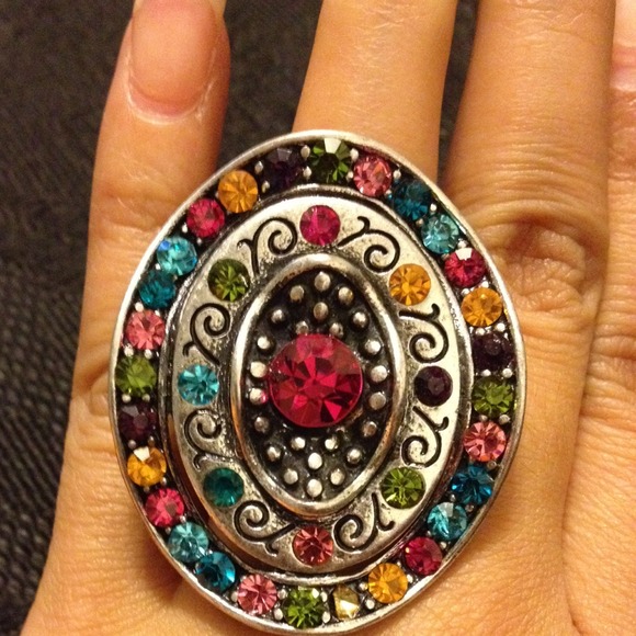 Ring - Picture 2 of 2