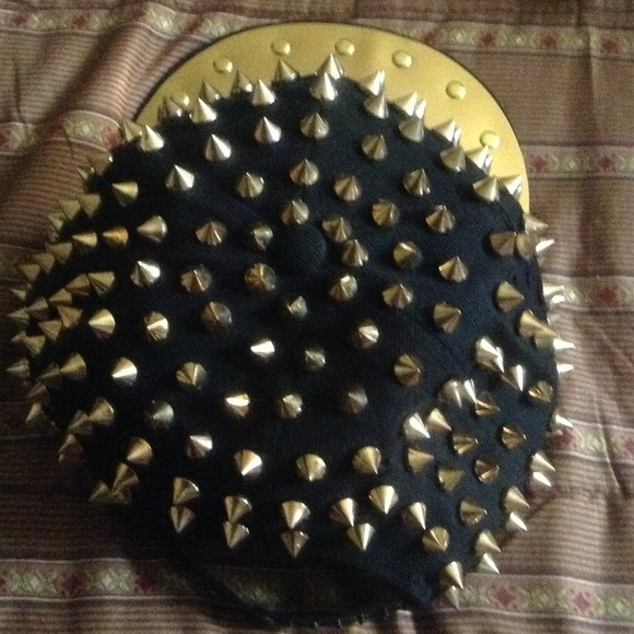 Hat - Picture 2 of 2