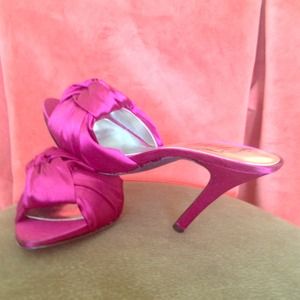 Fabulous fuchsia slides.