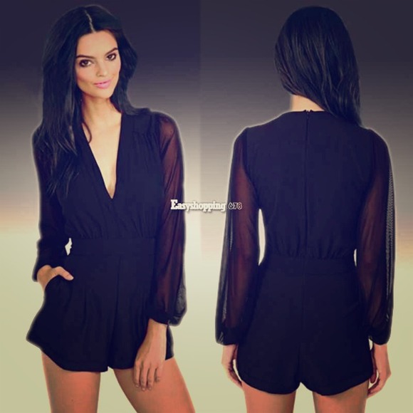 💥last one down to $11💥 cute black romper