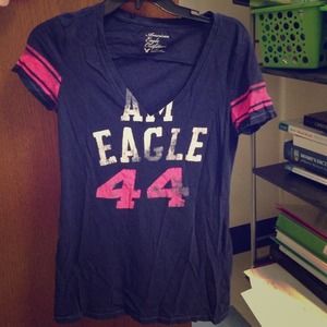 American eagle tshirt