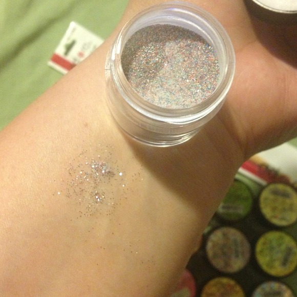 Acrylic nail bundle ~Sale~ - Picture 3 of 4