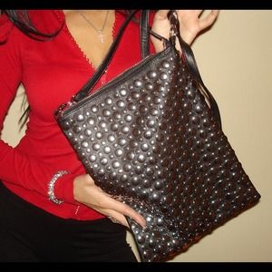 🔴SOLD! Black Handbag Cross Body Bag Circle Rivets