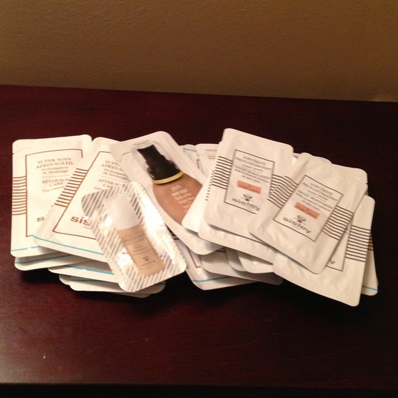 Sold in bunfle-23 Sisley samples