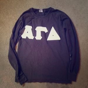 🚫sold in bundle 🚫Long sleeve ΑΓΔ tee