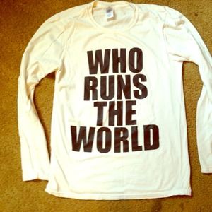 🚫sold in bundle🚫 Who Runs The World - Squirrels
