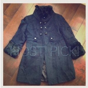 Bebe coat with fur trim