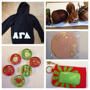 ⛔️sold in bundle⛔️Alpha Gamma Delta change purse