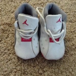 *****SOLD 3c infants ...white gray pink