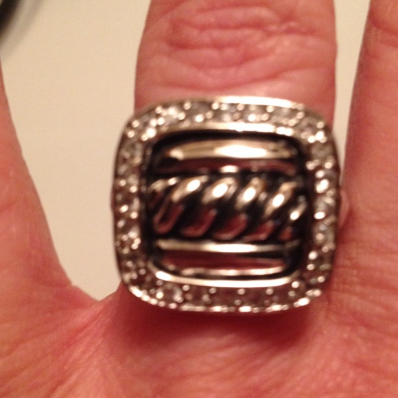 David Yurman inspired ring