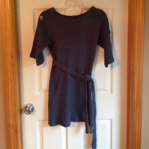 PRICE DROP FROM $15! Sweater tunic top