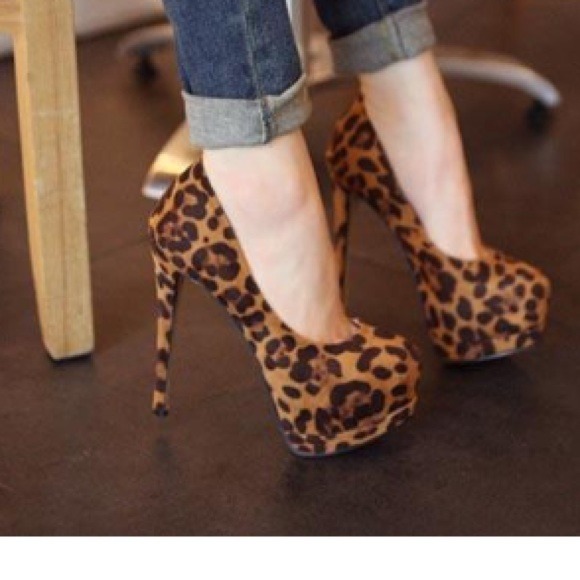 Leopard heels