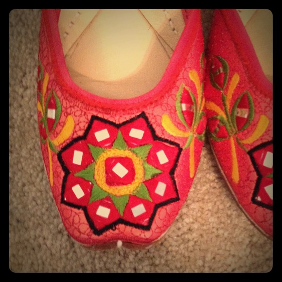Punjabi (Indian) style shoes
