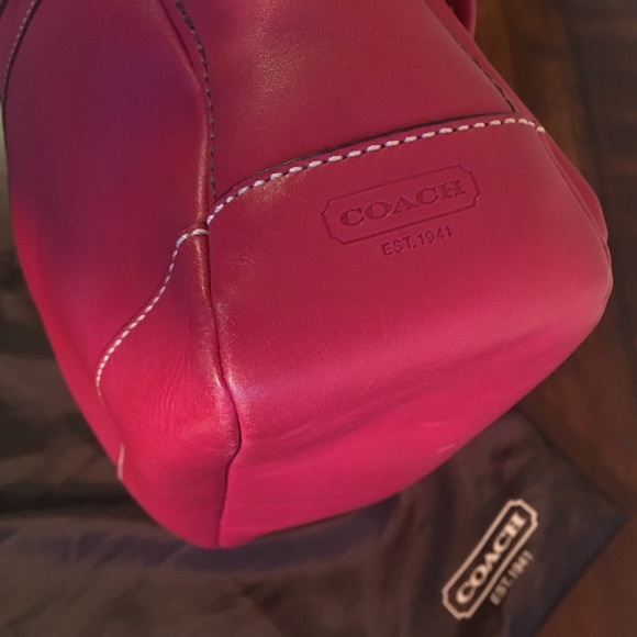 πBeautiful Coach Handbag - Picture 6 of 6
