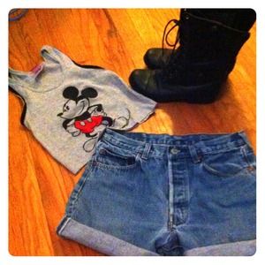 Vintage Levi high waist shorts