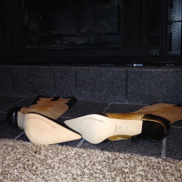 Boots - Picture 2 of 3