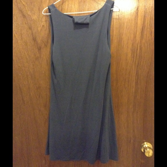 🚫🚫SOLD N A BUNDLE🚫🚫.     $3 Sleeveless dress💖 - Picture 2 of 3