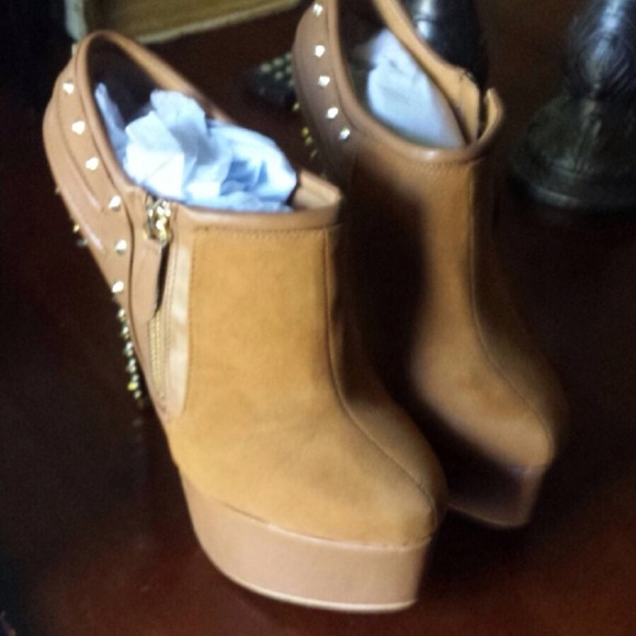 Brown heels