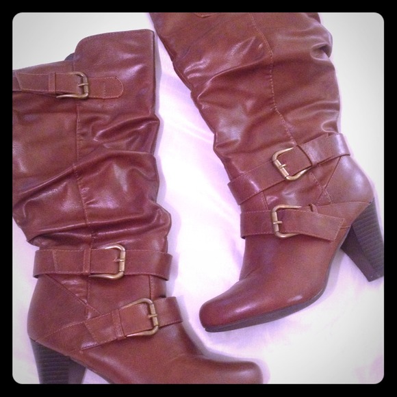 Brown heel boots
