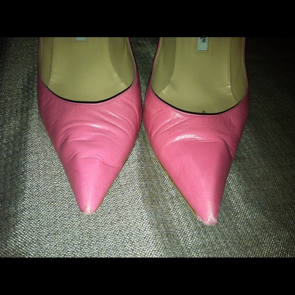 SOLD! Manolo's are a girls best friend👯💖(2 of 2) - Picture 3 of 4