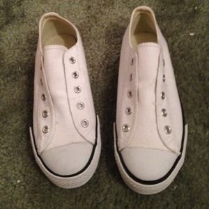 Guess converse shoes