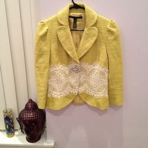 Chic mustard yellow blazer