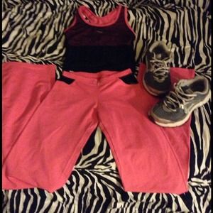 *SOLD in a bundle***Sexy workout set