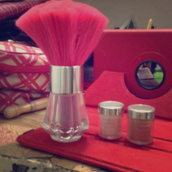 🚨reduced🚨Body shimmer... With 2 refills