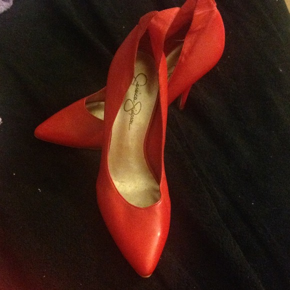 Jessica Simpson high heels <3
