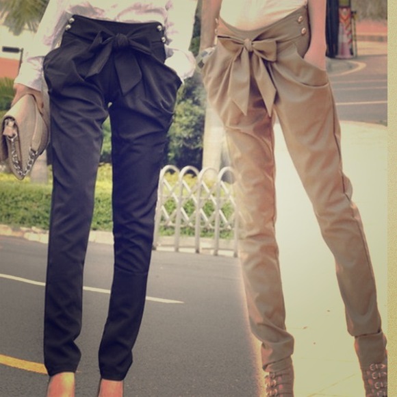 Pants - 🔵REDUCED🔵Brown Pants w/ Bow & Black Pants w/ Bow