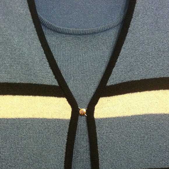 SAG HARBOR 2in 1 blouse - Picture 2 of 4
