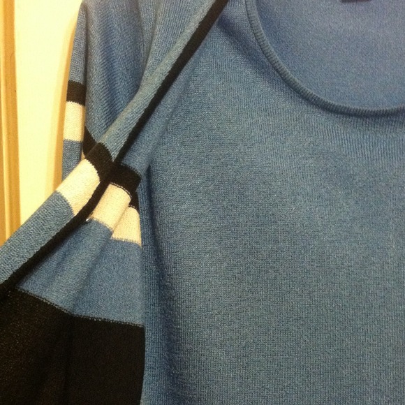 SAG HARBOR 2in 1 blouse - Picture 3 of 4